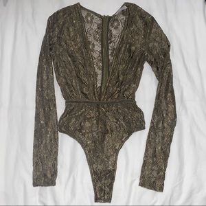 Oh Polly Plunge Body Suit Green Lace size 2